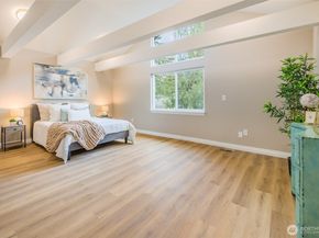 32135 32nd Avenue SW, Federal Way WA 98023