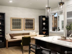 14306 149th Place NE 2, Woodinville WA 98072