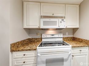 15508 Country Club Drive A16, Mill Creek WA 98012