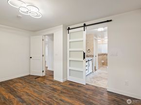 8801 NE 140th Place, Kirkland WA 98034