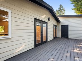 8801 NE 140th Place, Kirkland WA 98034