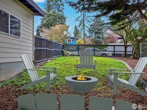 8801 NE 140th Place, Kirkland WA 98034