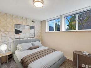 8801 NE 140th Place, Kirkland WA 98034