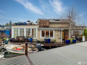 1213 E Shelby Street 15, Seattle WA 98102