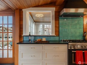 1213 E Shelby Street 15, Seattle WA 98102