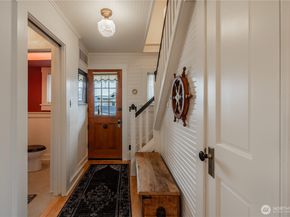 1213 E Shelby Street 15, Seattle WA 98102