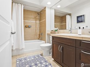 5450 Leary Avenue NW 641, Seattle WA 98107