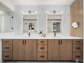 539 NW Juniper Street, Issaquah WA 98027