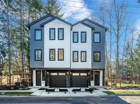 539 NW Juniper Street, Issaquah WA 98027