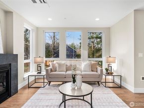 539 NW Juniper Street, Issaquah WA 98027