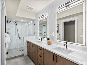 539 NW Juniper Street, Issaquah WA 98027