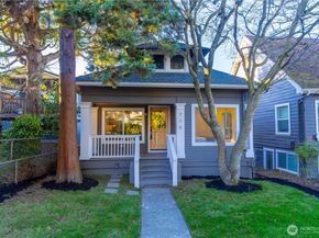 715 27th Avenue, Seattle WA 98122