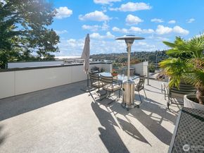 2808 14th Avenue W B, Seattle WA 98119