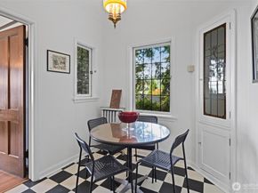 16349 Maplewild Avenue SW, Burien WA 98166