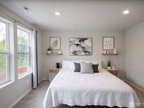 10623 SE 265th Place, Kent WA 98030