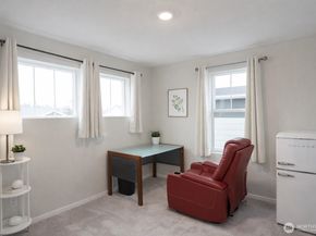 10623 SE 265th Place, Kent WA 98030