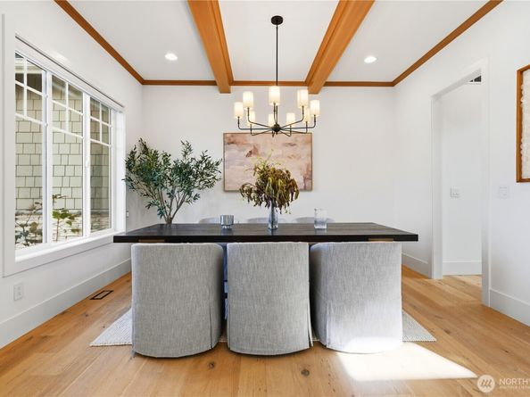 2582 136th Lane SE, Bellevue WA 98005