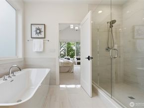 2582 136th Lane SE, Bellevue WA 98005