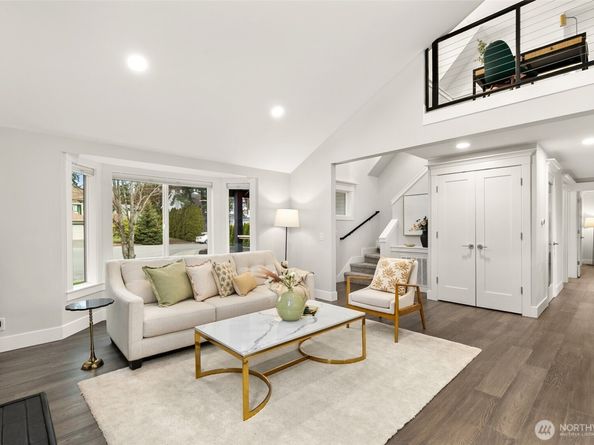 2502 166th Place SE, Bothell WA 98012