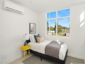 632 N 92nd Street, Seattle WA 98103