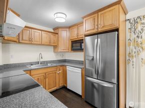 2228 192nd Place SW, Lynnwood WA 98036