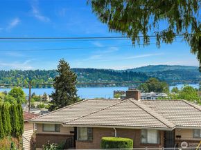 9275 Renton Avenue S, Seattle WA 98118