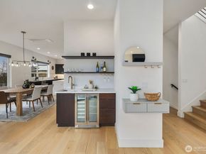 5059 37th Avenue SW, Seattle WA 98126