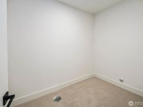 5059 37th Avenue SW, Seattle WA 98126