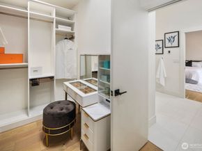 5059 37th Avenue SW, Seattle WA 98126