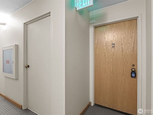 2201 3rd Avenue 2301, Seattle WA 98121