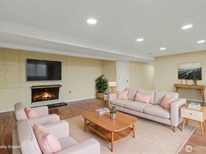 532 172 nd Place NE, Bellevue WA 98008