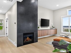 12235 15th Avenue SW, Burien WA 98146