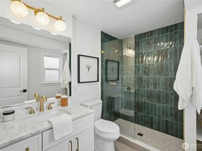 145 Mt Pilchuck Avenue SW, Issaquah WA 98027