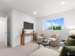 1425 SW 111th Lane, Seattle WA 98164