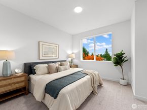 1425 SW 111th Lane, Seattle WA 98164