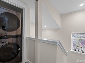 23224 Edmonds Way 107, Edmonds WA 98026