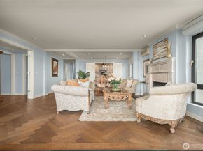 1333 Harbor Avenue SW 204, Seattle WA 98116