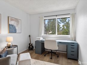21615 80th Avenue W 215, Edmonds WA 98026