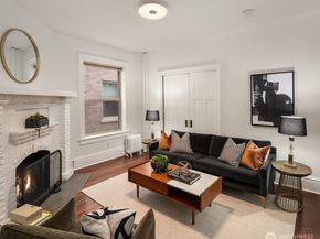 129 Warren Avenue N G, Seattle WA 98109