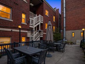 129 Warren Avenue N G, Seattle WA 98109