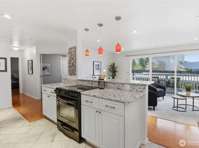 5021 Ripley Lane N 101, Renton WA 98056