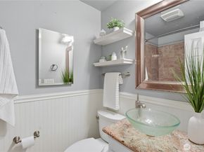 5021 Ripley Lane N 101, Renton WA 98056