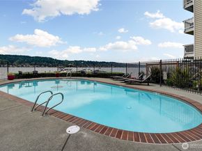 5021 Ripley Lane N 101, Renton WA 98056
