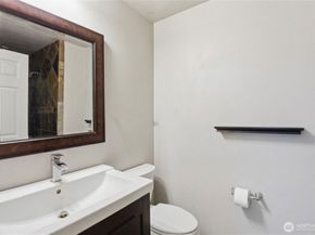5021 Ripley Lane N 101, Renton WA 98056