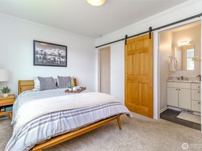 19905 4th Avenue NE I, Poulsbo WA 98370