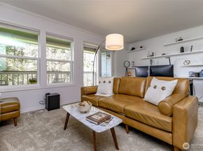 19905 4th Avenue NE I, Poulsbo WA 98370