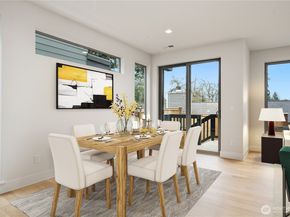 8707 126th Avenue NE, Kirkland WA 98033