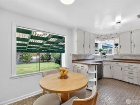 10016 13th Avenue NW, Seattle WA 98177