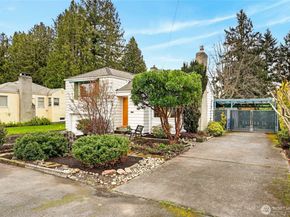 10016 13th Avenue NW, Seattle WA 98177