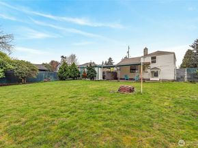 10016 13th Avenue NW, Seattle WA 98177